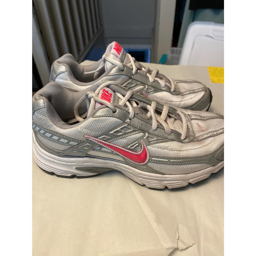 Nike Initiator size 6.5